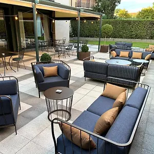 the-regency-hotel.it-lombardy.com/