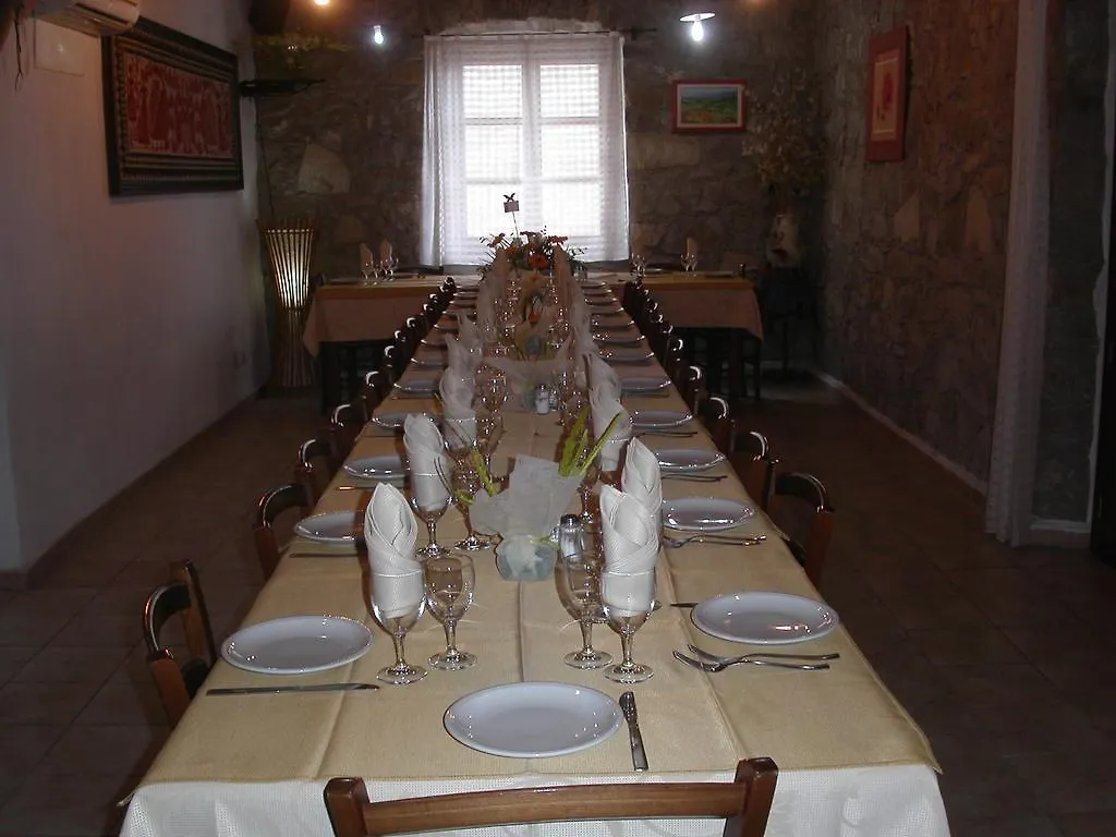 Locanda La Rosa Pauli Arbarei 4*,