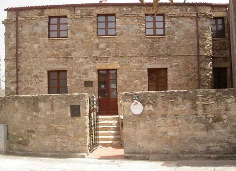 Hotel Locanda La Rosa Pauli Arbarei